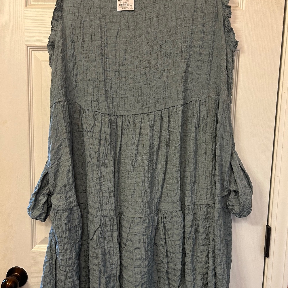 Aspen leaf green puckered tiered dress